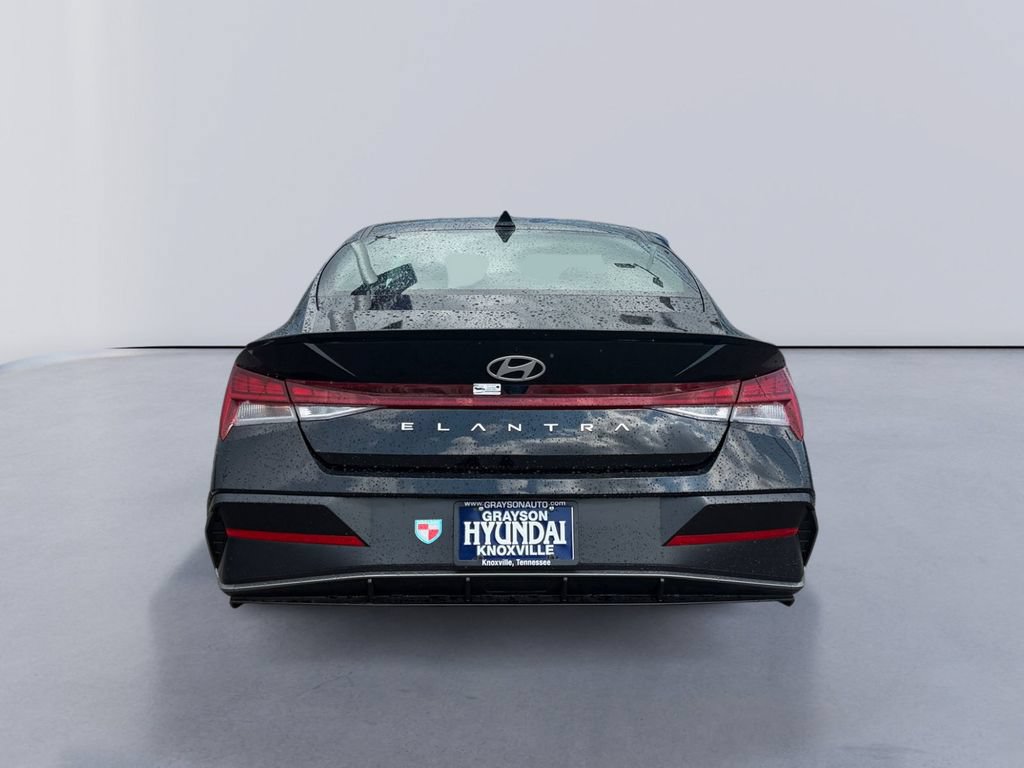New 2026 Hyundai Elantra SEL Sport Premium w/ Cargo Package FWD image 4