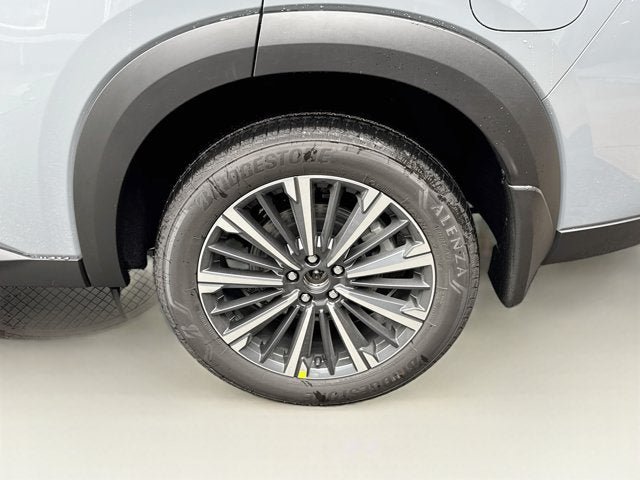 New 2026 Nissan Pathfinder Platinum AWD/4WD image 9