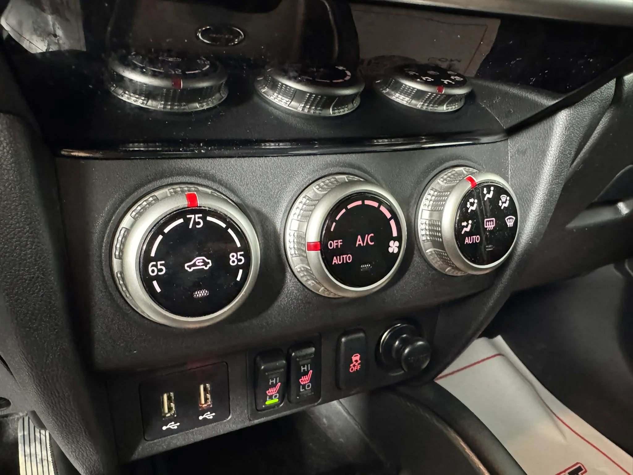 Used 2025 Mitsubishi Outlander Sport LE AWD/4WD image 20