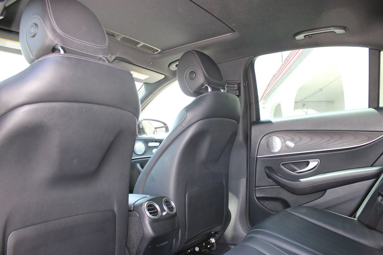 Used 2019 Mercedes-Benz E 300 image 14