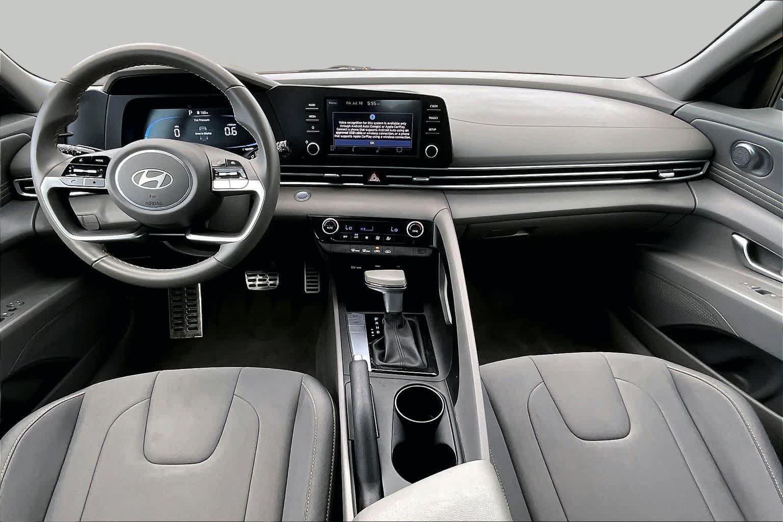 Used 2025 Hyundai Elantra Sport FWD image 14