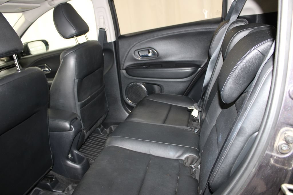 Used 2017 Honda HR-V EX-L image 19