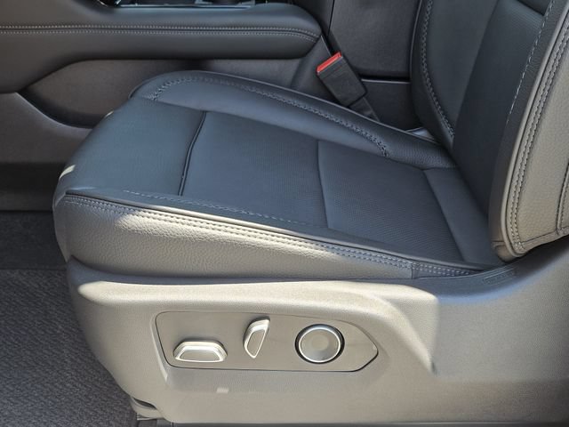 New 2026 GMC Yukon XL Denali AWD/4WD image 18