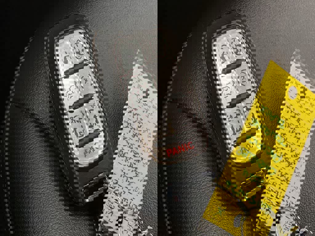 Used 2024 Chrysler Pacifica Touring-L image 28