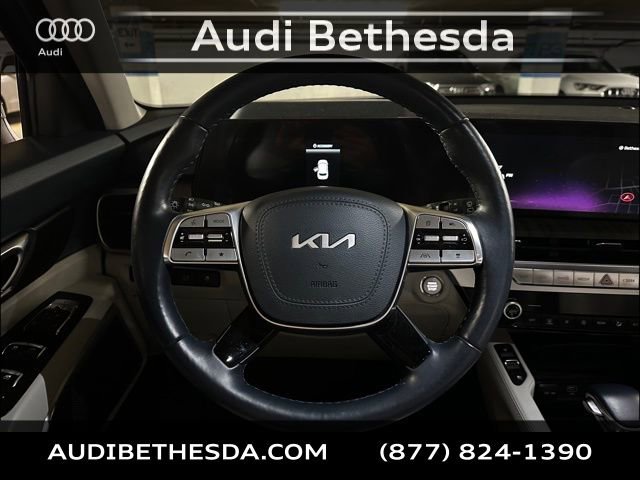Used 2023 Kia Telluride EX w/ EX Captain's Chair Package image 16