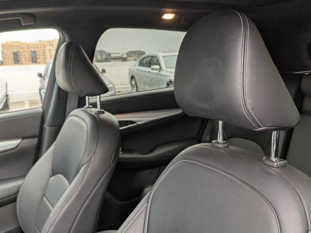 Used 2021 INFINITI QX50 Luxe w/ Appearance Package AWD/4WD image 14