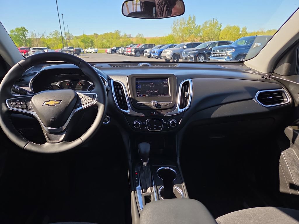 Certified 2023 Chevrolet Equinox LT AWD/4WD image 11