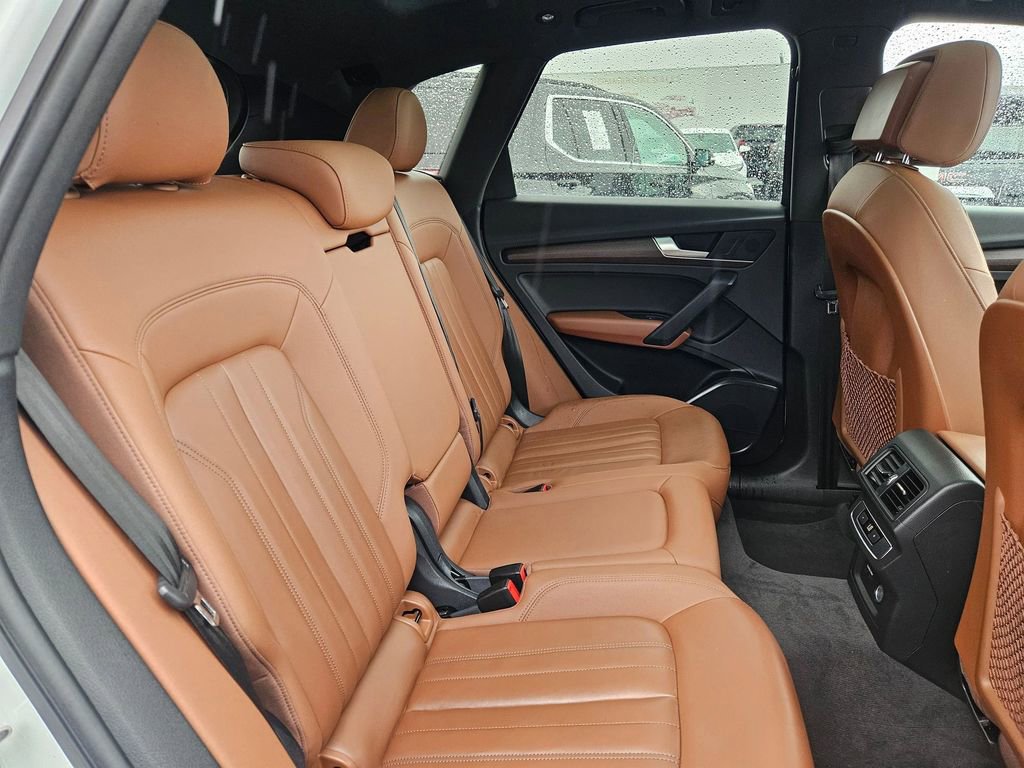 Used 2021 Audi Q5 2.0T Premium w/ Convenience Package image 34