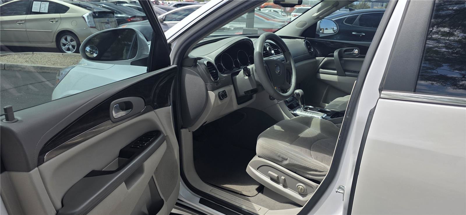 Used 2016 Buick Enclave Convenience w/ Trailering Package FWD image 16