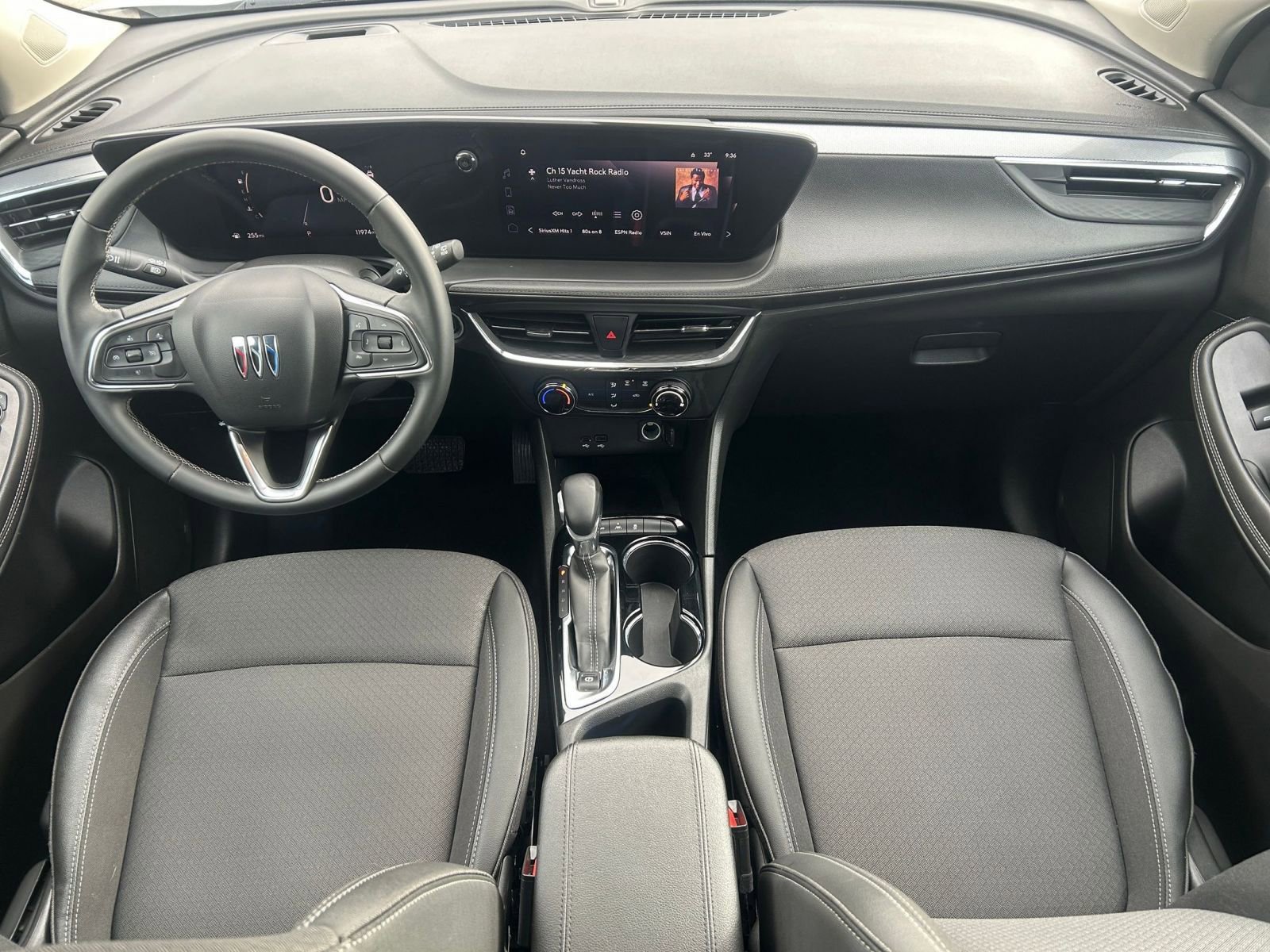 Used 2025 Buick Encore GX Preferred image 34