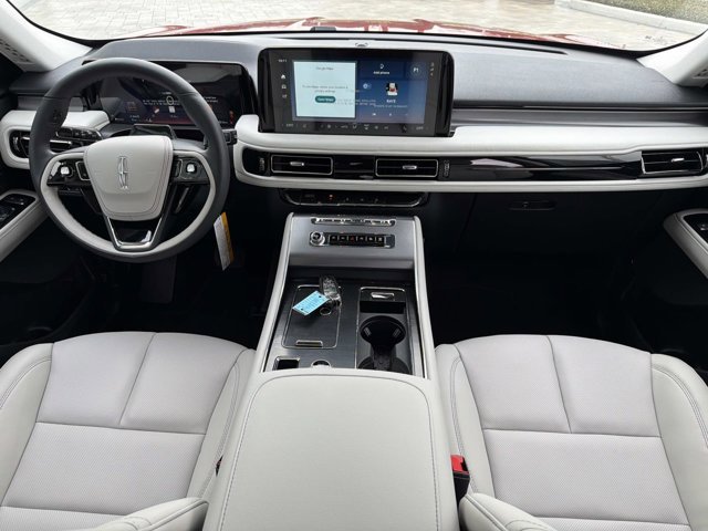 New 2026 Lincoln Aviator 2WD w/ Jet Appearance Package image 24