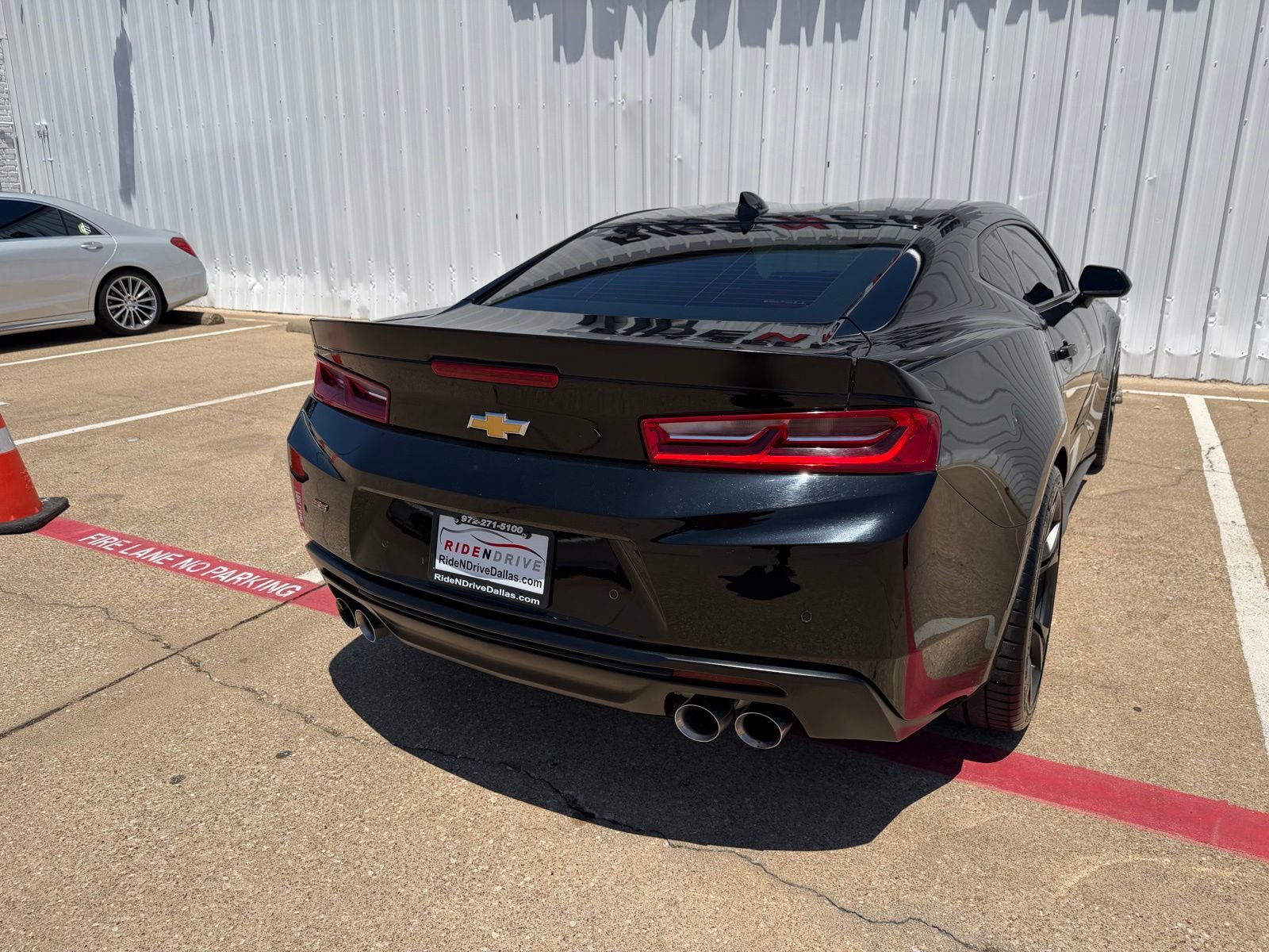 Used 2018 Chevrolet Camaro SS RWD image 20
