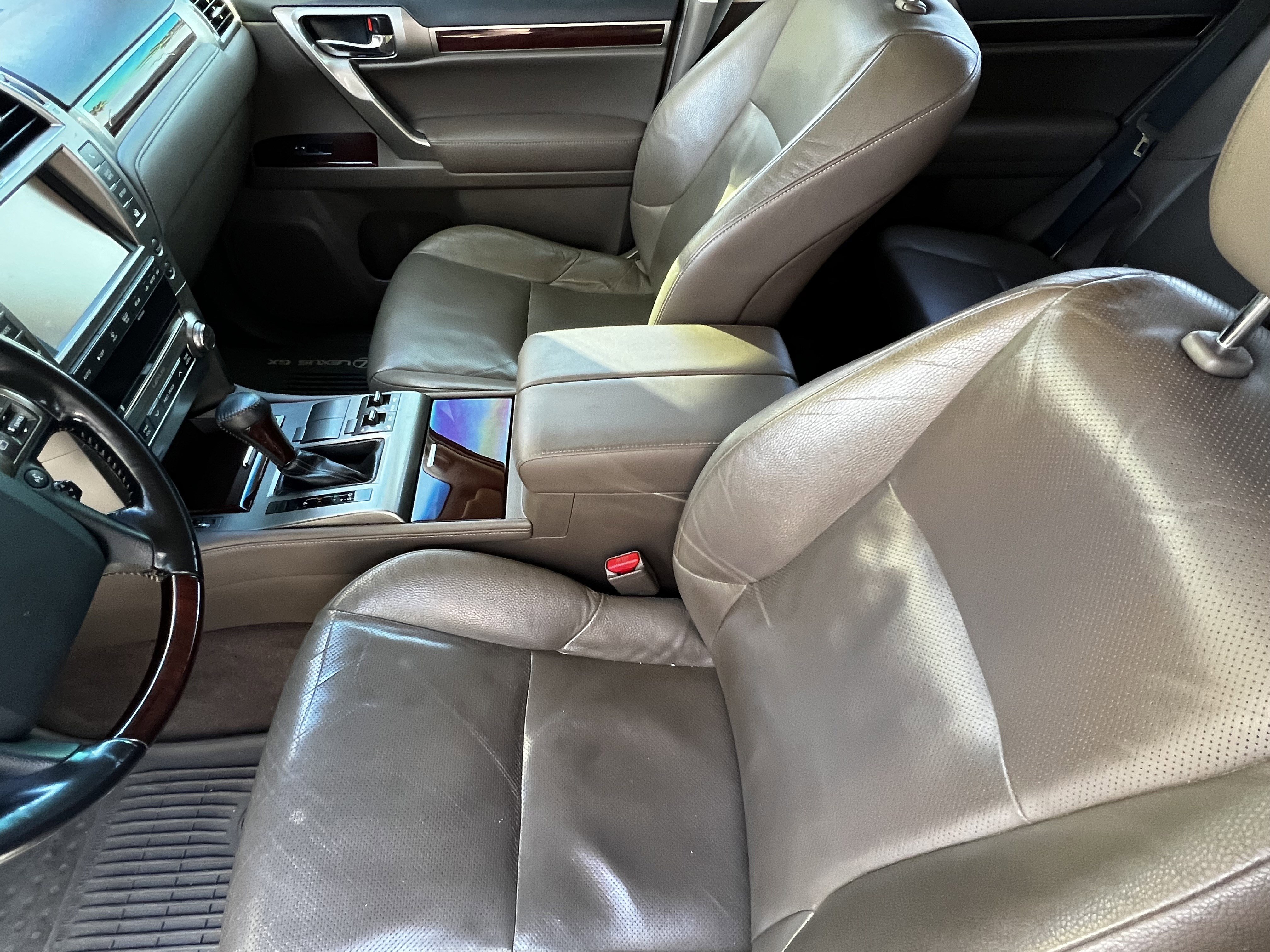 Used 2016 Lexus GX 460 image 16