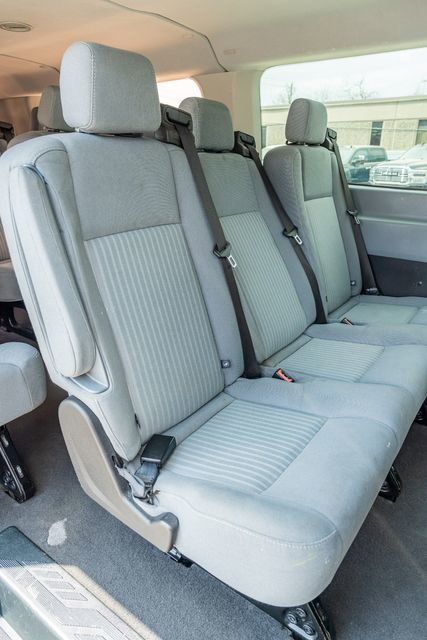 Used 2015 Ford Transit 350 XLT image 32