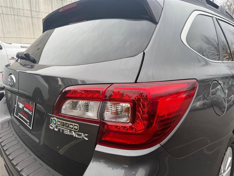Used 2019 Subaru Outback 2.5i Premium image 10