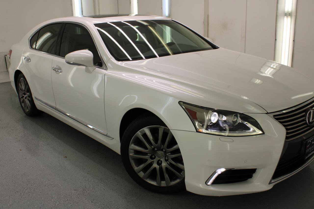 Used 2016 Lexus LS 460 w/ Comfort Package RWD image 15