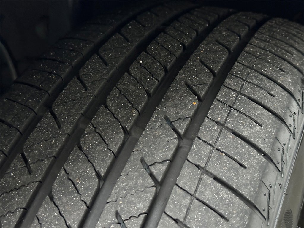 Certified 2024 Toyota Sienna XSE image 28