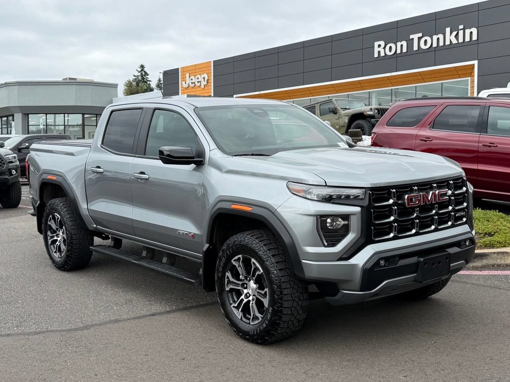 Used 2024 GMC Canyon AT4 w/ AT4 Premium Package AWD/4WD image 2