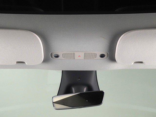 Used 2025 Tesla Model Y AWD image 62