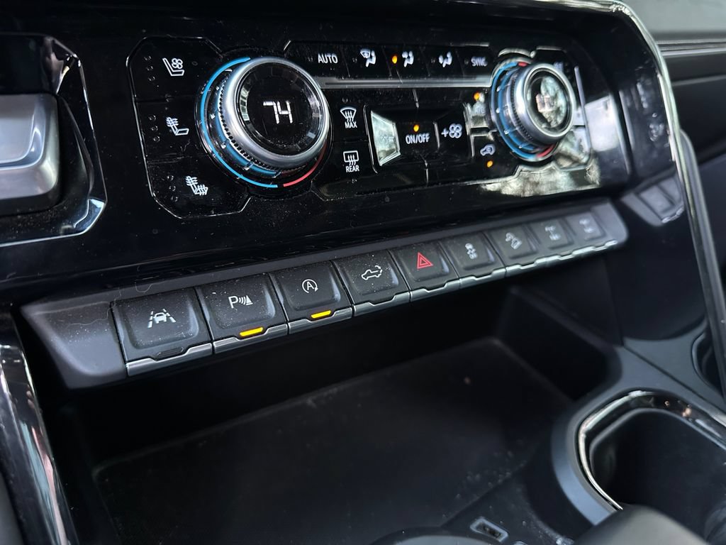 Used 2023 GMC Sierra 1500 AT4X AWD/4WD image 24