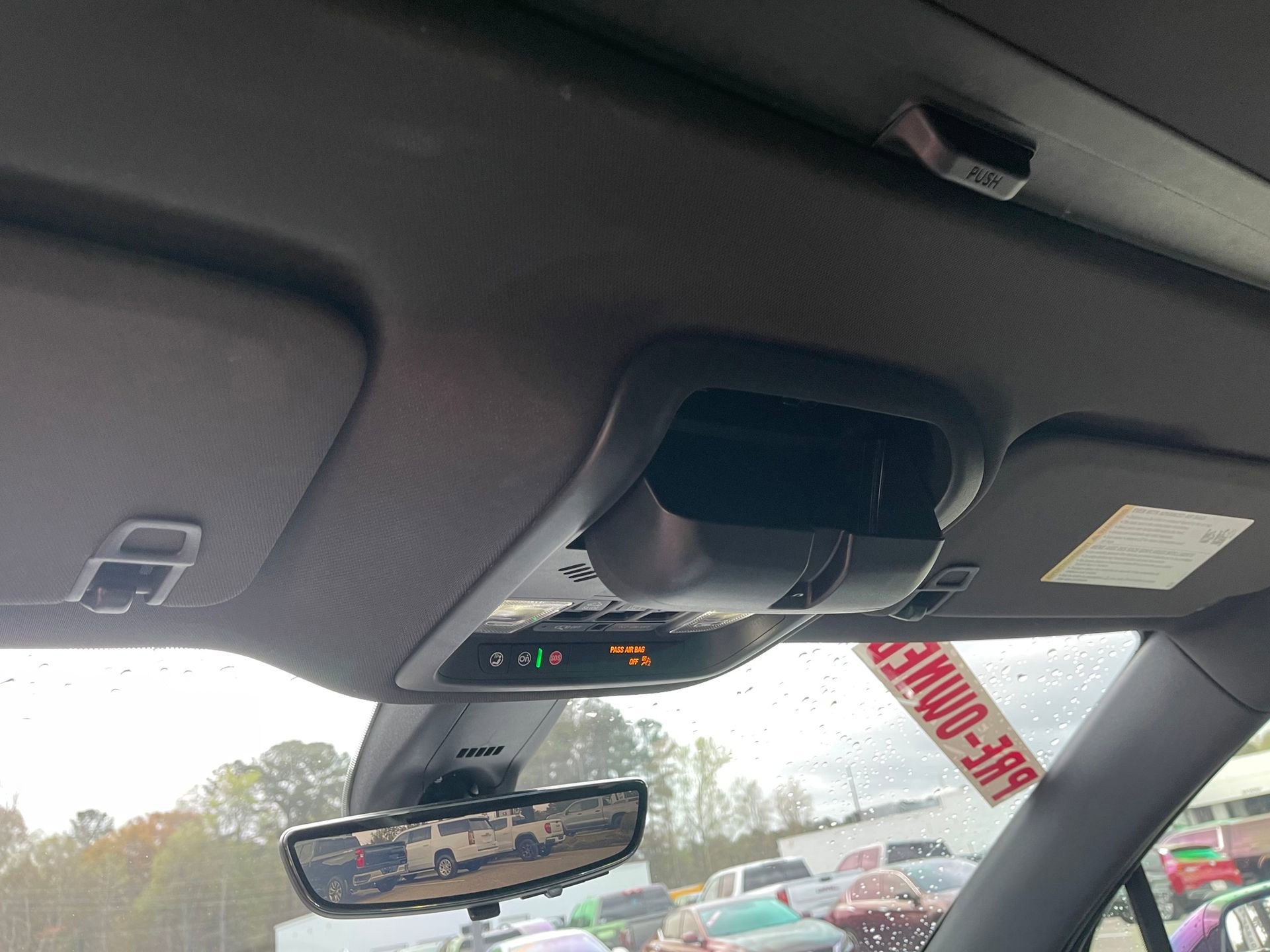 Used 2023 Buick Enclave Avenir w/ Avenir Technology Package image 19