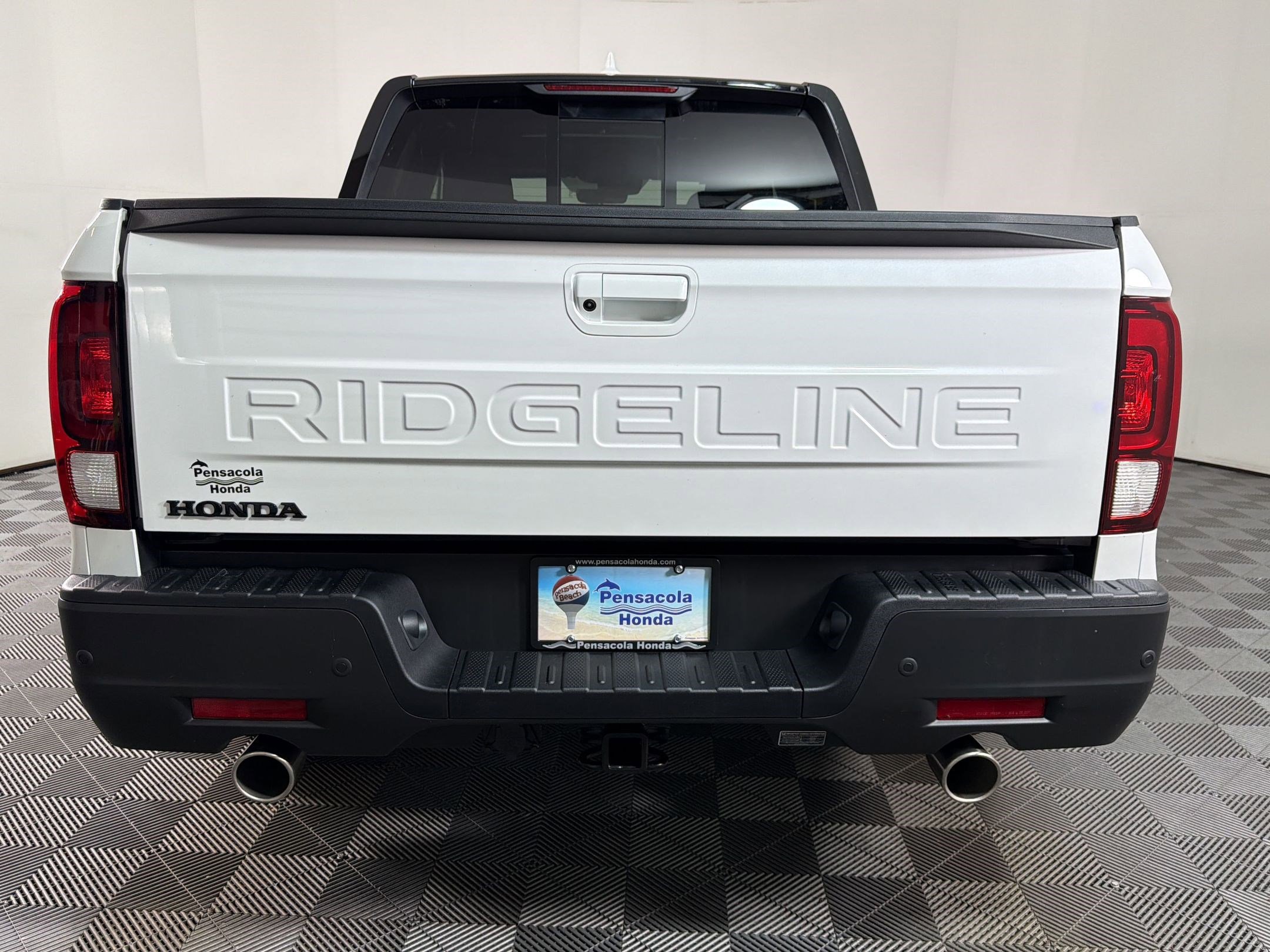 New 2026 Honda Ridgeline Black Edition image 8