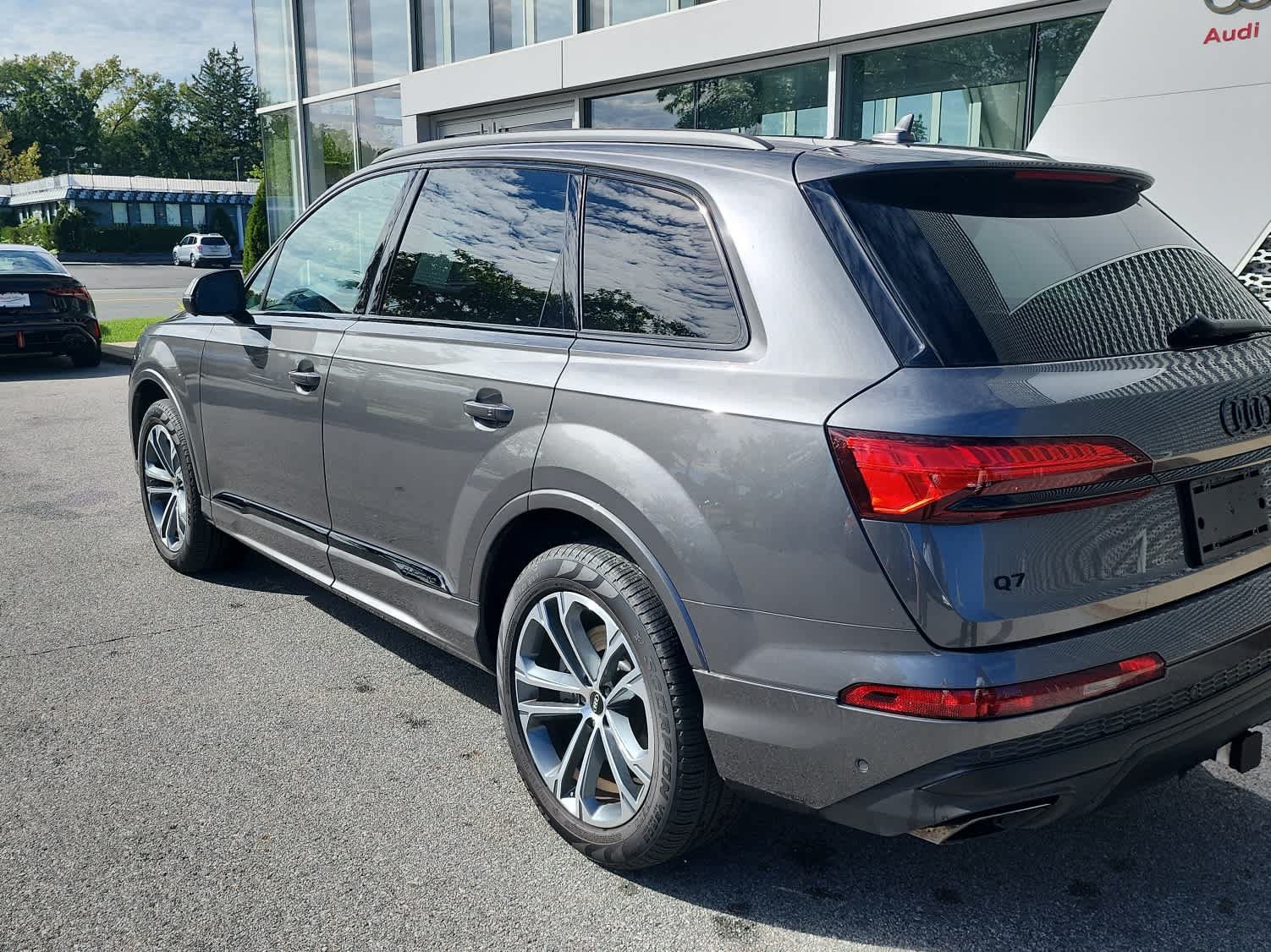 Used 2026 Audi Q7 2.0T Premium AWD/4WD image 9