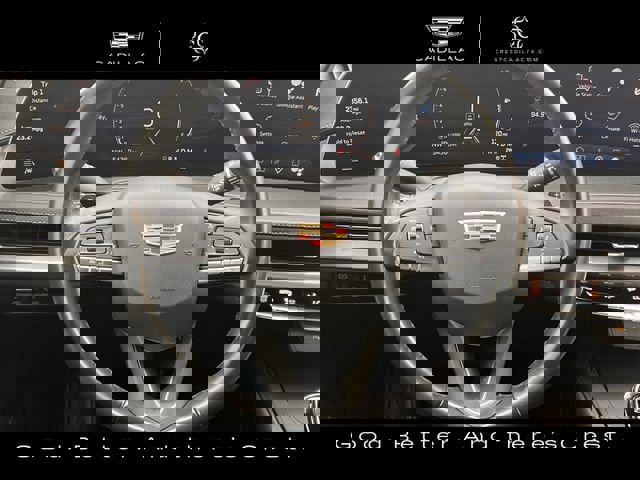 Used 2024 Cadillac XT4 Premium Luxury image 11