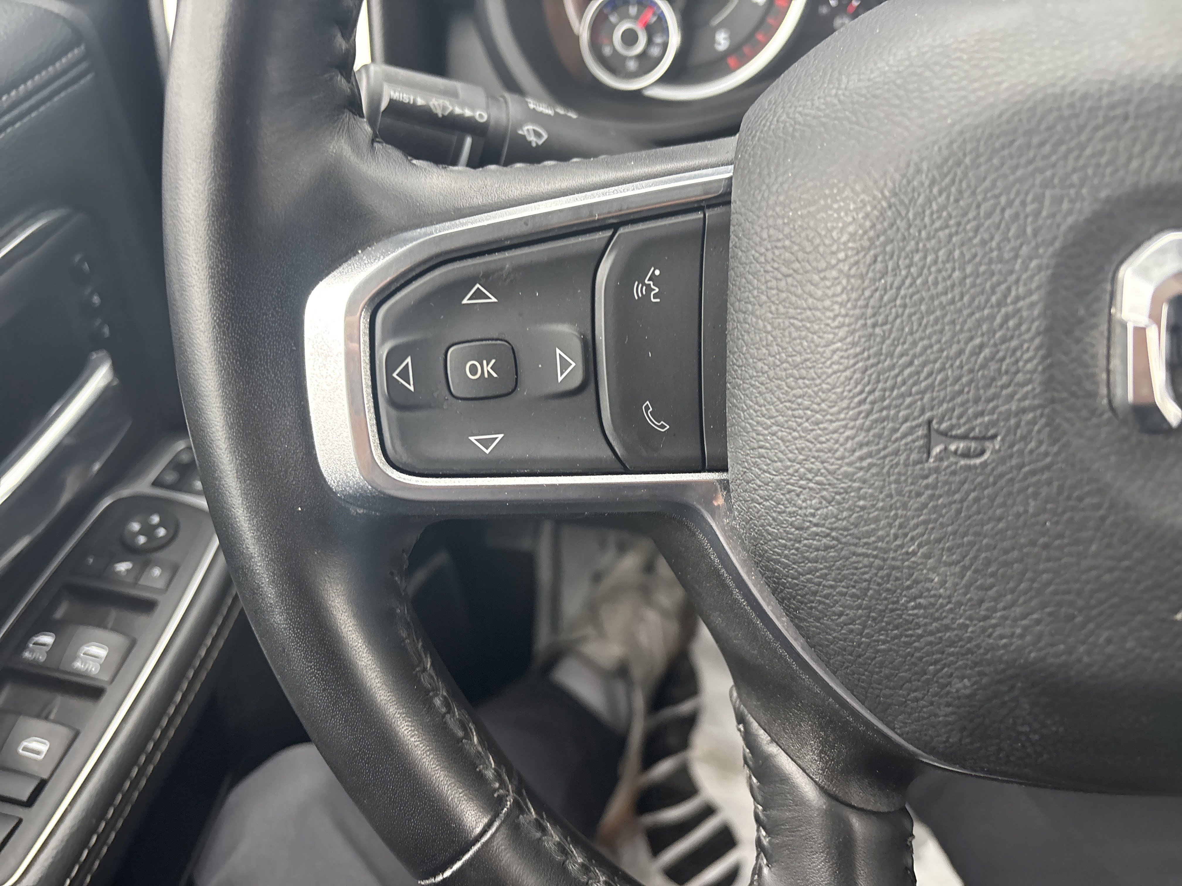 Used 2024 RAM 2500 Laramie w/ Safety Group image 18