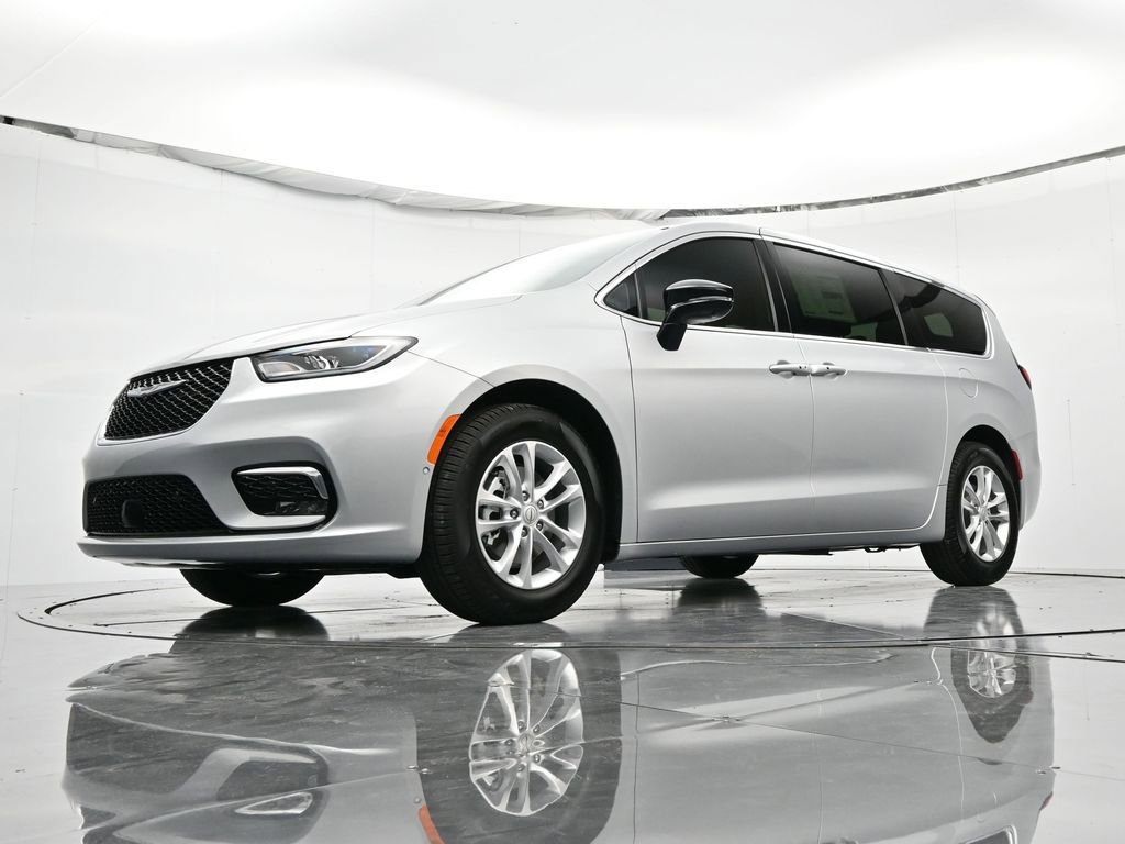 New 2026 Chrysler Pacifica Select image 34