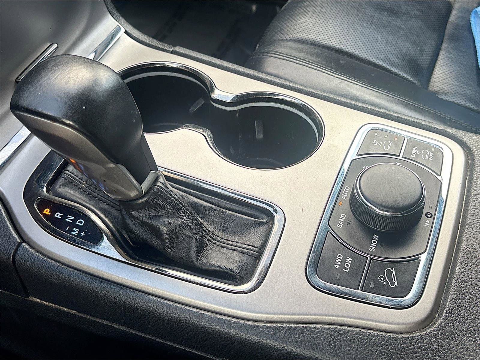 Used 2019 Jeep Grand Cherokee High Altitude image 18