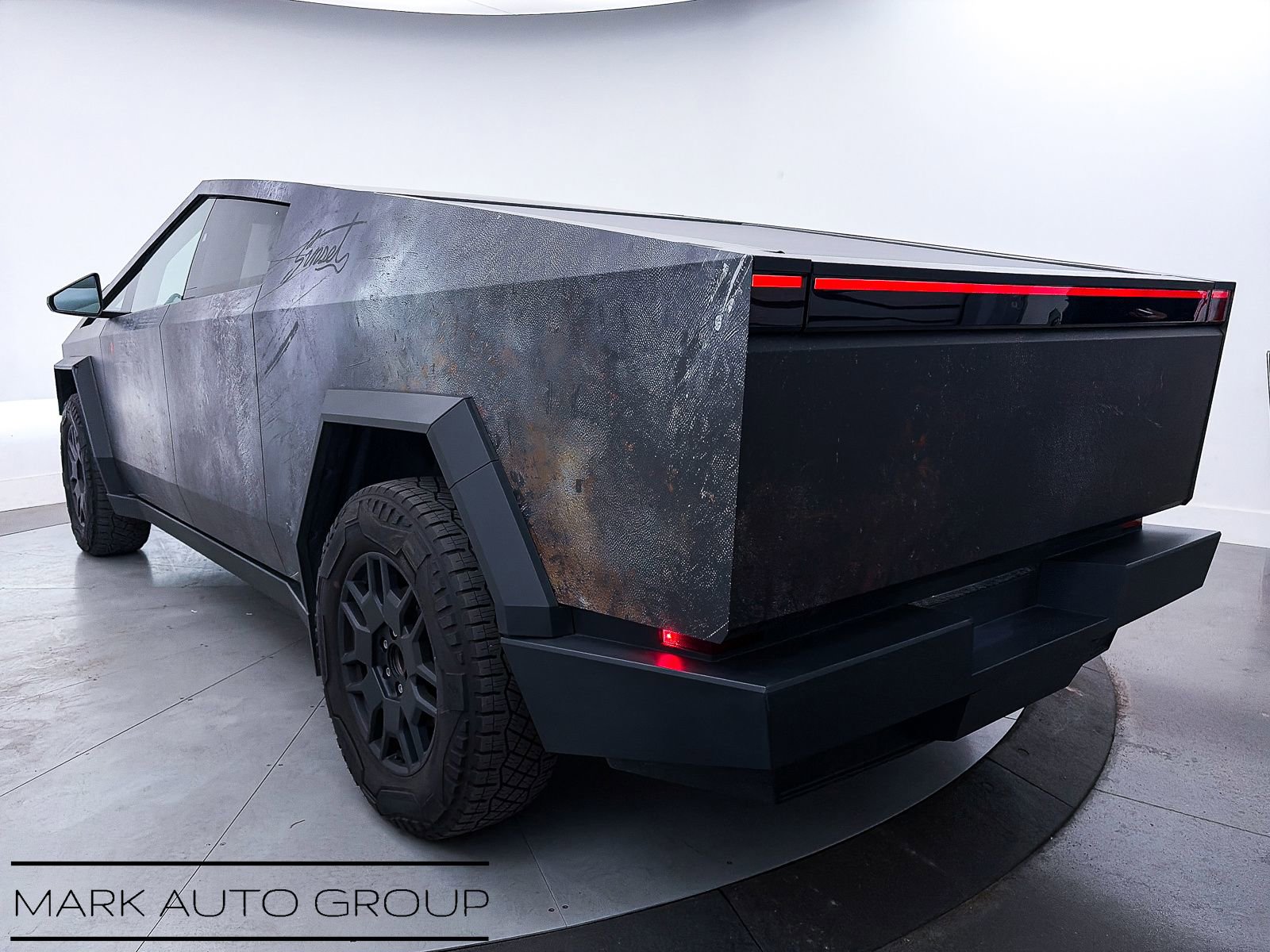 Used 2024 Tesla Cybertruck Cyberbeast image 12