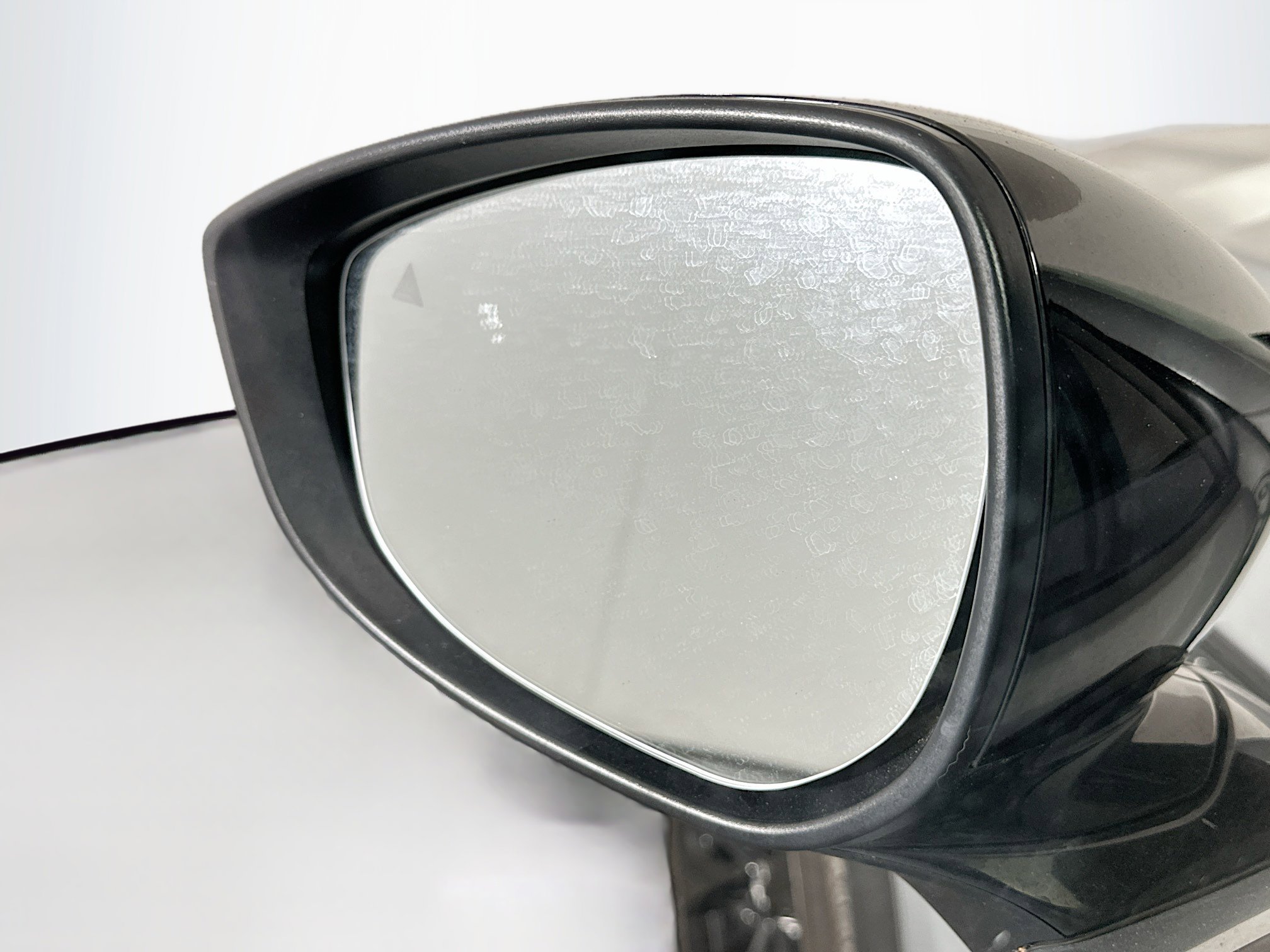 Used 2025 MAZDA CX-90 3.3 Turbo w/ Premium Sport Pkg image 16