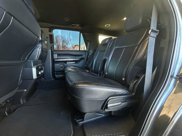Used 2019 Ford Expedition XLT w/ Equipment Group 201A AWD/4WD image 8