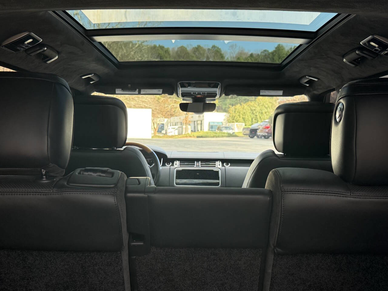 Used 2018 Land Rover Range Rover Supercharged image 47