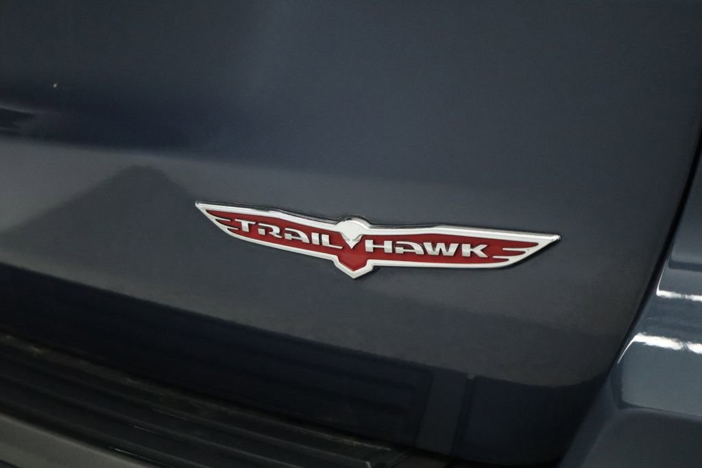 Used 2021 Jeep Grand Cherokee Trailhawk w/ Trailhawk Luxury Group image 22