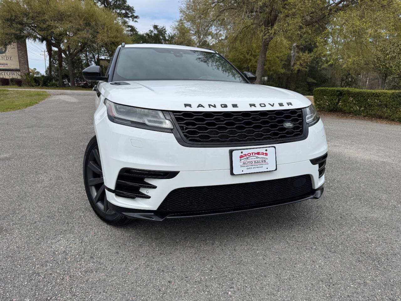 Used 2018 Land Rover Range Rover Velar R-Dynamic HSE AWD/4WD image 37