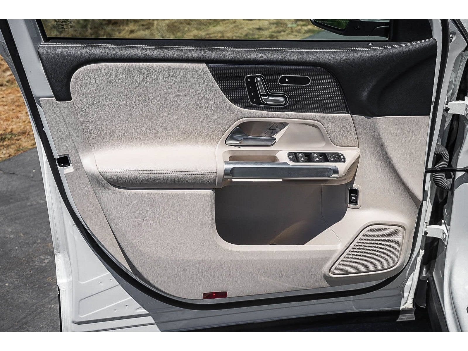 Certified 2022 Mercedes-Benz GLB 250 image 19