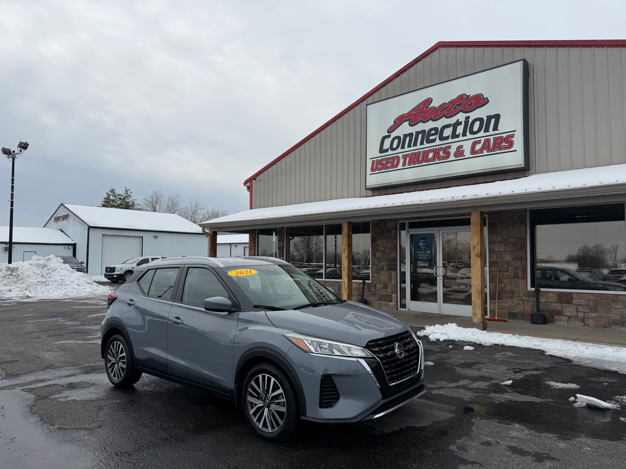 Used 2021 Nissan Kicks SV