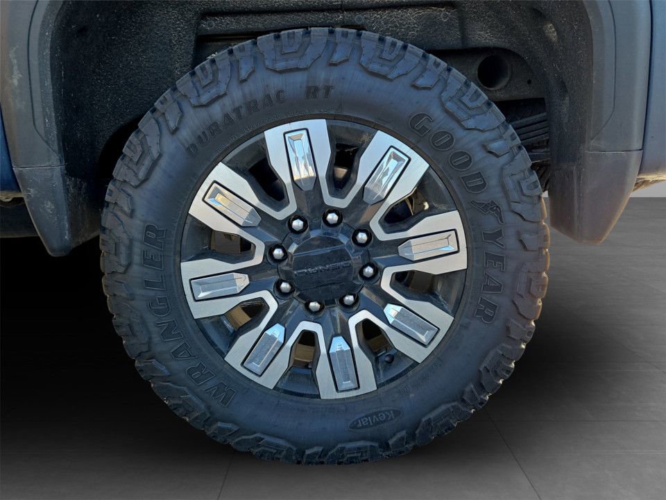 Used 2024 GMC Sierra 2500 Denali w/ Denali Reserve Package image 34