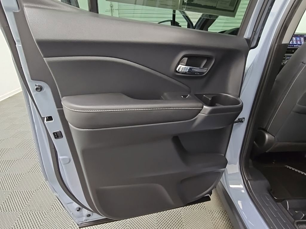 Used 2024 Honda Ridgeline Sport image 32