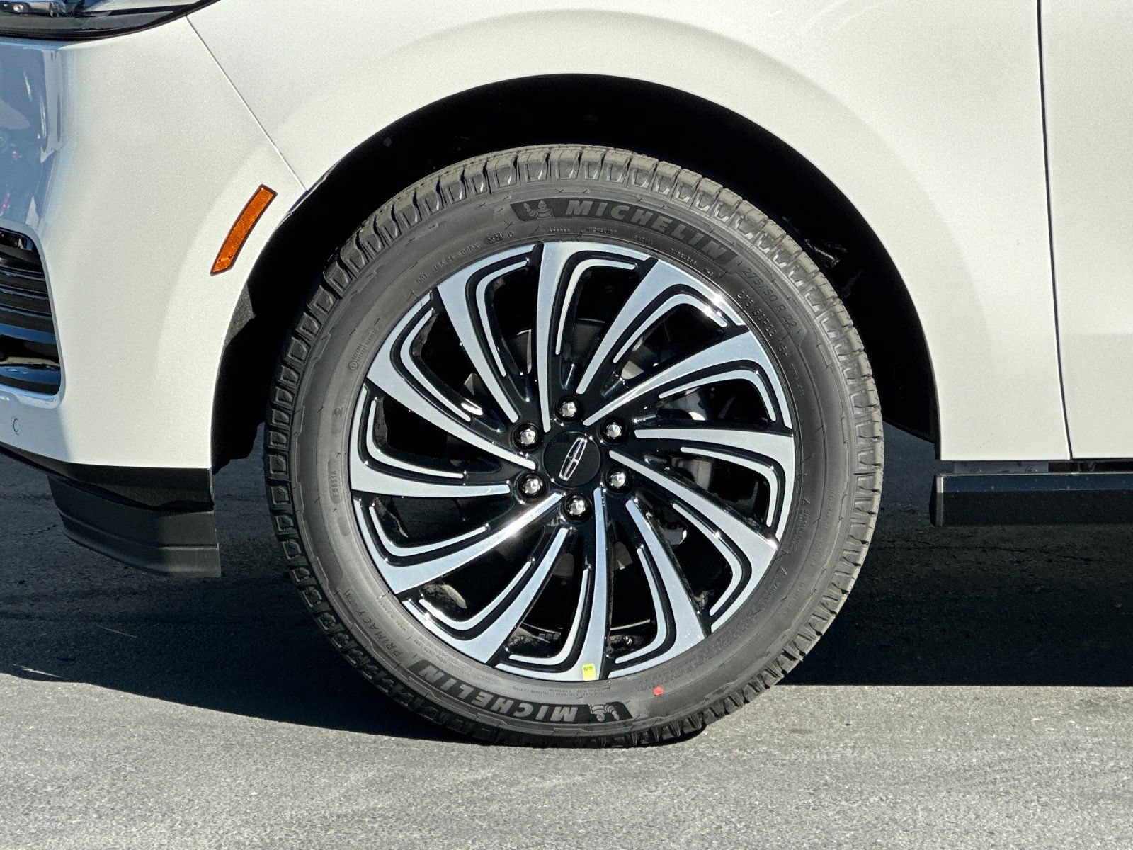 New 2027 Lincoln Navigator L Black Label AWD/4WD image 25