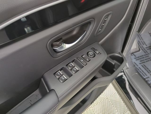 New 2025 Honda Pilot Touring image 31