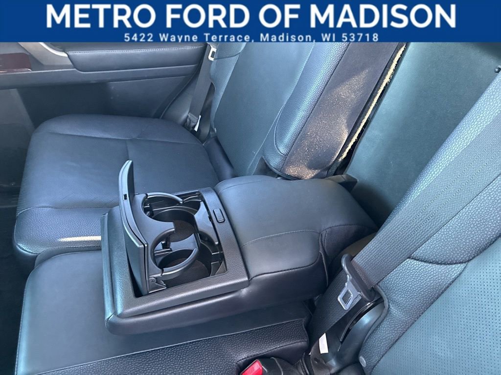 Used 2016 Lexus GX 460 image 39