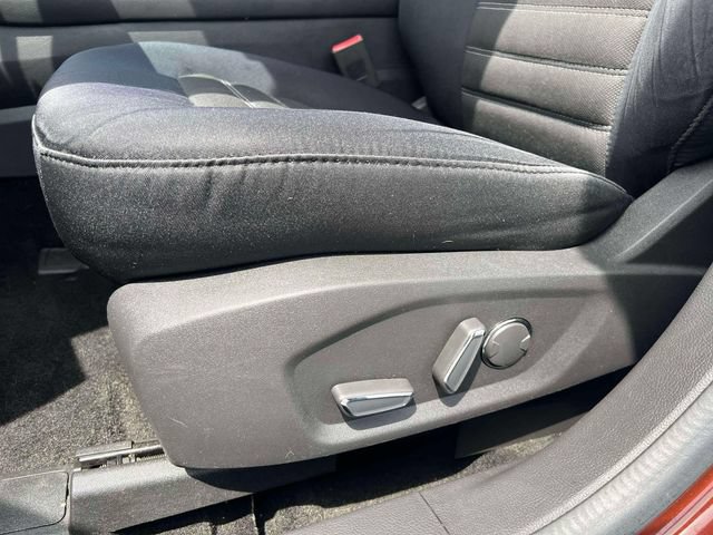 Used 2015 Ford Fusion SE FWD image 21