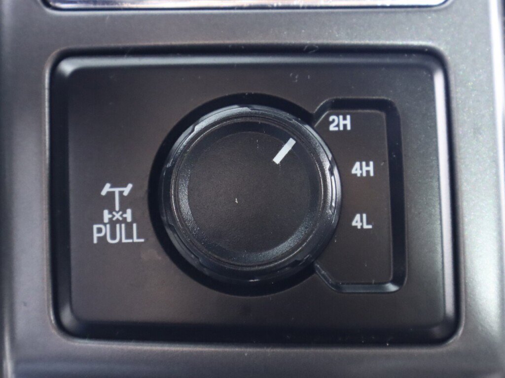 Used 2018 Ford F150 XLT w/ Equipment Group 302A Luxury image 25