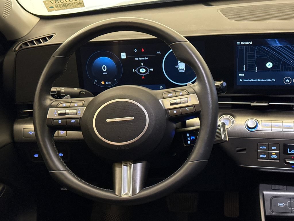 Used 2025 Hyundai Kona Limited AWD/4WD image 15