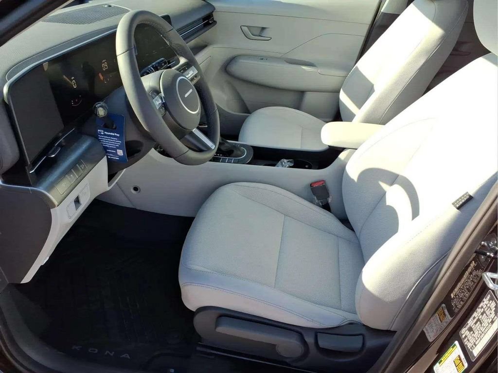 New 2026 Hyundai Kona SEL Sport FWD image 9
