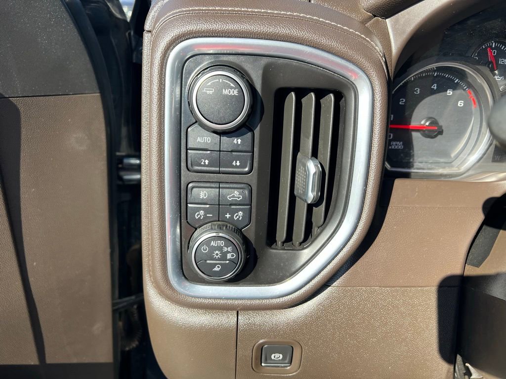 Used 2022 Chevrolet Silverado 1500 RST w/ Texas Edition Plus AWD/4WD image 46