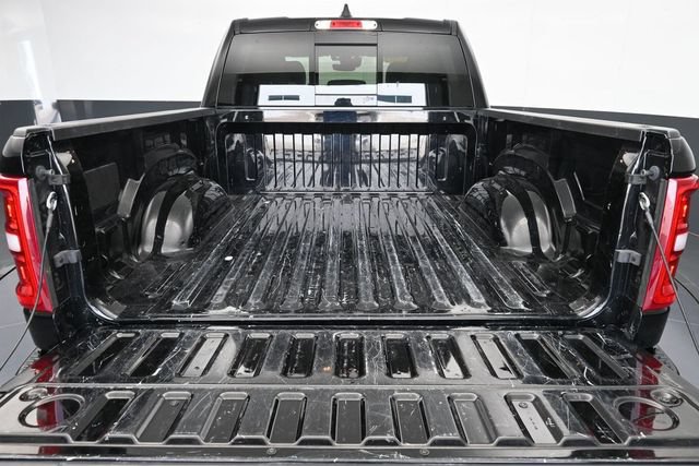 Used 2025 RAM 1500 Laramie w/ Sport Appearance Package AWD/4WD image 29